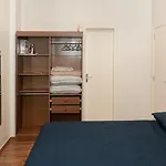 Apto Copacabana Na Quadra Da Praia