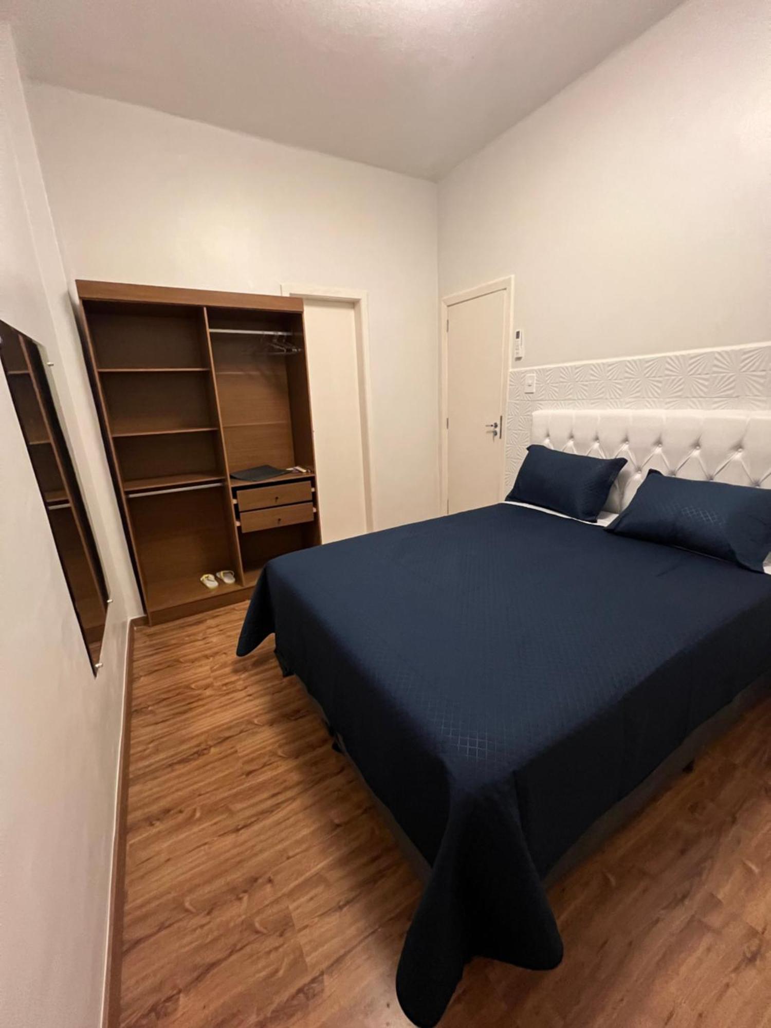 Apto Copacabana Na Quadra Da Apartamento