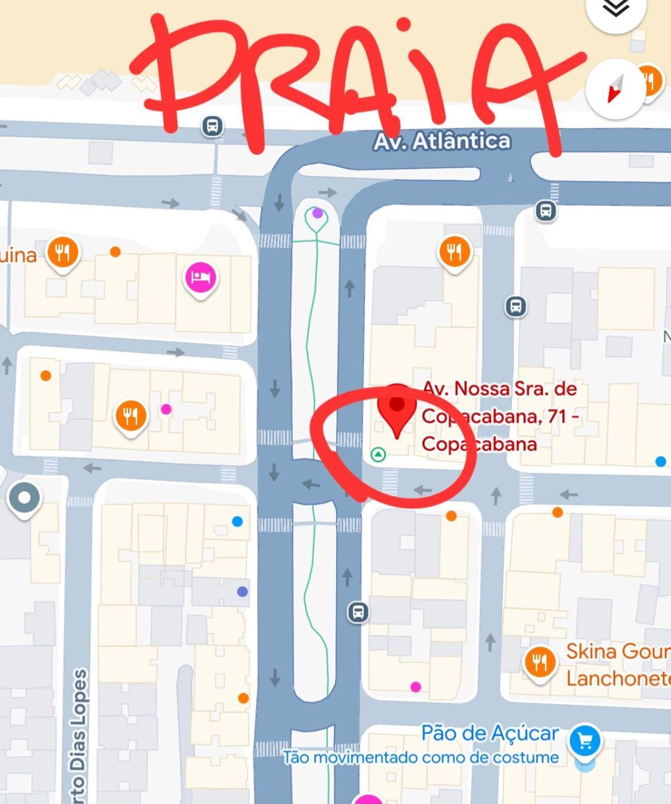 Apto Copacabana Na Quadra Da *